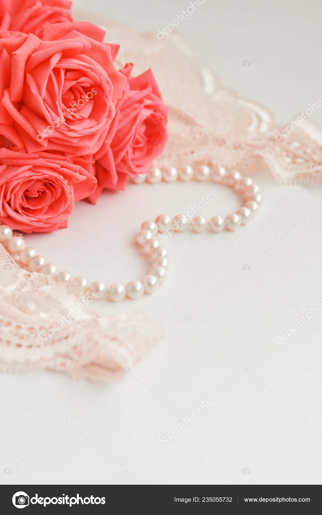 White Lingerie Pearl Necklace