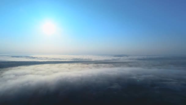 Blue sky white clouds background view. Beautiful weather at cloudy heaven. 4K. — Stock Video