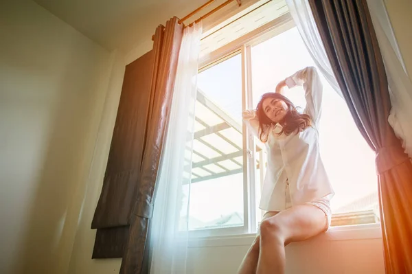 Aziatische Vrouw Wakker Ochtend Zich Gelukkig Fris Voelen — Stockfoto