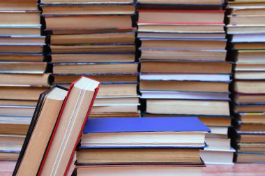 Edebiyat. Eski kitaplar. Close. kitaplardan arka plan.