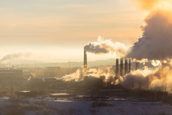 Magnitogorsk Panorama Veličogorského Průmyslového Komplexu Emise Látek Znečišťujících Ovzduší — Stock fotografie