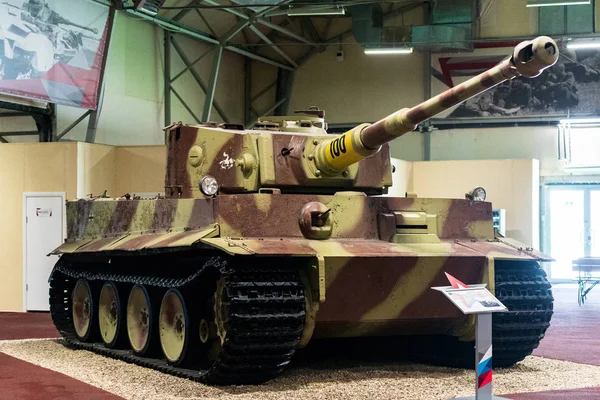 Ağır kaplan tankı