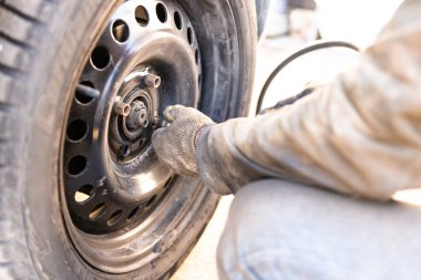 tekerlek değiştirme