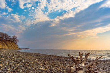 Deniz ve gökyüzü. Güzel gökyüzü günbatımı. Gökyüzü günbatımı manzara. Günbatımı ve dawn.