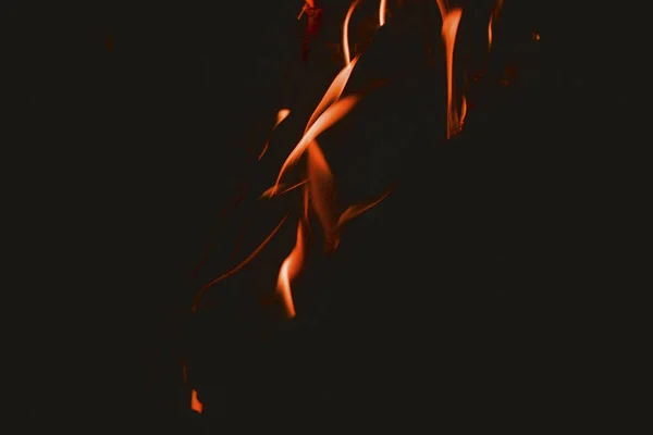 Красное Пламя Черном Фоне Горящие Дрова Уголь Огонь Печи — стоковое фото