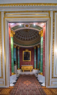 WARsaw, POLAND - 11.02.2020 Kraliyet Kalesi veya sarayı. Saray tarihi bir anıt ve Polonya 'daki UNESCO Dünya Mirası sahası.. 