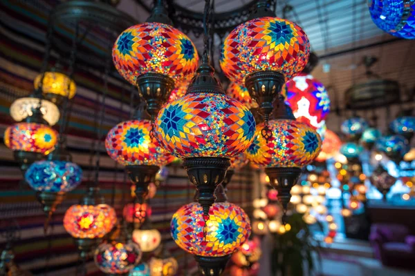 Erstaunliche Traditionelle Handgefertigte Türkische Lampen Souvenirshop Mosaik Aus Farbigem Glas — Stockfoto