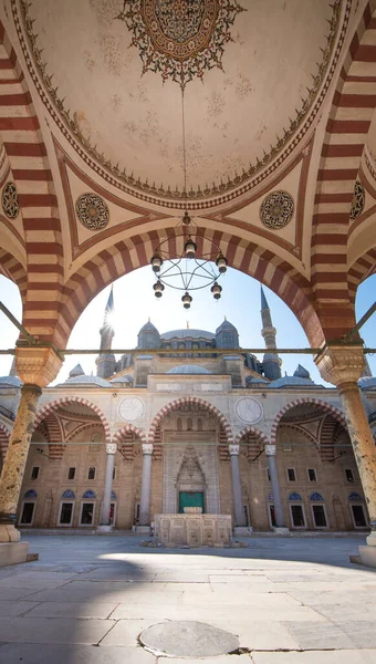 Edirne Turquía Junio 2019 Patio Mezquita Selimiye Edirne Turquía Mezquita — Foto de Stock