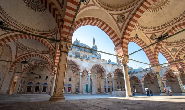 Edirne Turquía Junio 2019 Patio Mezquita Selimiye Edirne Turquía Mezquita — Foto de Stock