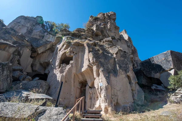 Iglesia Cueva Bahattin Samanlg Kilisesi Belisrma Capadocia Turquía Pueblo Final — Foto de Stock