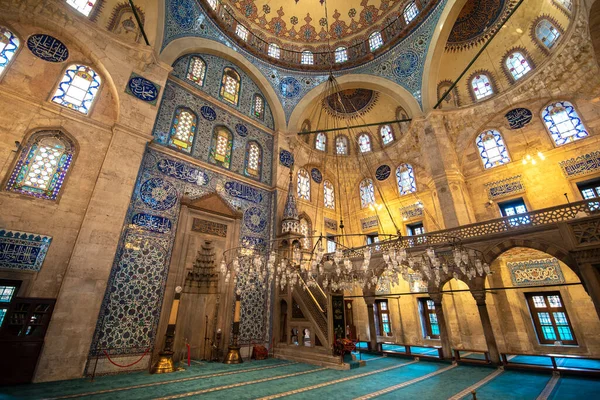 Istanbul Turkey April 2019 Interior Sokullu Mehmet Pasha Mosque Built — Stock Photo, Image