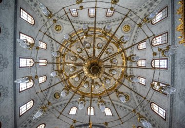İstanbul, Türkiye - 26 Nisan 2019: İstanbul Tophane ilçesinde Sultan 2. Mahmut tarafından inşa edilen Nusretiye Camii 'nin içi 1826 yılında ibadete açıldı. Mimar Krikor Balyan.