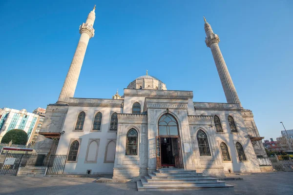 Mesquita Pertevniyal Valide Sultan Também Conhecida Como Mesquita Aksaray Valide — Fotografia de Stock