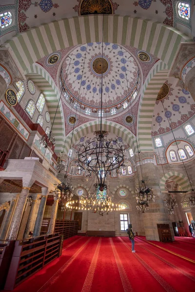 Istanbul Turchia Aprile 2019 Interno Della Moschea Del Sultano Mihrimah — Foto Stock