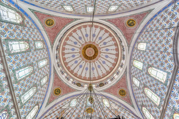 Istambul Turquia Abril 2019 Interior Grande Mesquita Selimiye Buyuk Selimiye — Fotografia de Stock