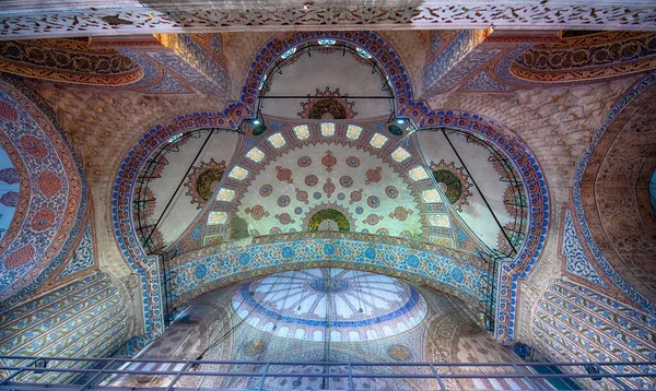 Istambul Turquia Abril 2019 Interior Sultão Ahmet Camii Mesquita Azul — Fotografia de Stock