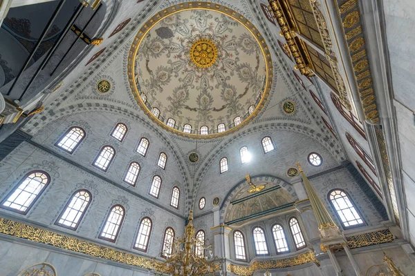 Estambul Turquía Abril 2019 Interior Mezquita Nusretiye Construida Por Sultán — Foto de Stock