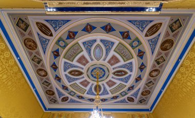 Tsarskoye Selo (Puşkin), Saint Petersburg, Rusya - 28 Kasım 2019: Catherine Sarayı 'nın Barok altın iç mimarisi, Tsarskoe selo kasabasında yer almaktadır. Rusların Romanov Çarı 'ndaki konutu