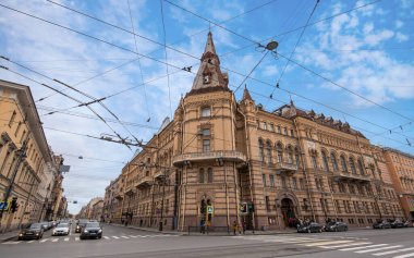 Saint Peterburg, Rusya - 10 Kasım 2019: Askeri Bölgenin Askerleri Tarihi Müzesi ve subay evi