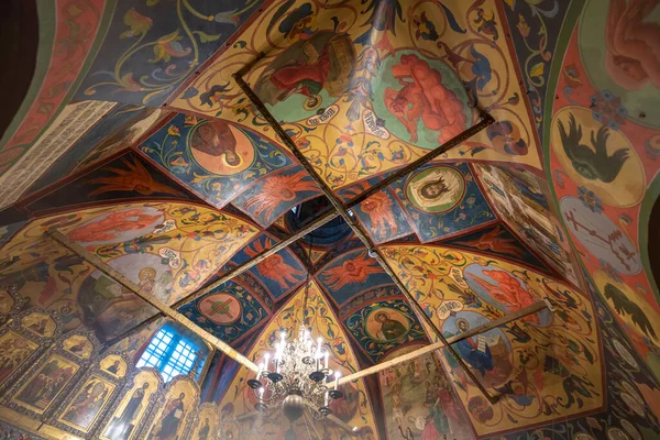 俄罗斯莫斯科 2020年2月10日 俄罗斯东正教教堂和博物馆圣巴西尔主教座堂 Vasily Blessed 的内部 — 图库照片