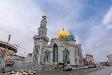 Moskova, Rusya. Rusya Federasyonu ve Avrupa 'nın en büyük ve en yüksek camilerinden biri olan Moskova Katedrali Camii.