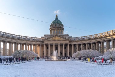 Saint Petersburg, Rusya - 1 Aralık 2019 Kazan Katedrali (Kazanskiy Kafedralniy Sobor), Kazan Meryem Ana 'nın Katedrali olarak da bilinir..