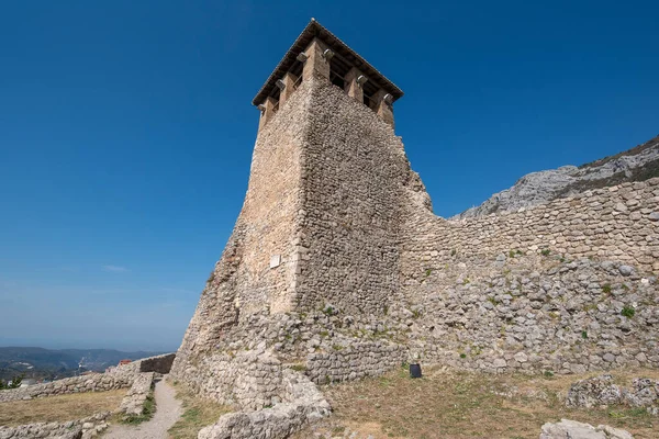 クルジェ アルバニア 2019 アルバニアのクルヤにあるSkanderbestg博物館 ジョージ キャストリオット Skanderbestg アルバニア人の英雄 クルジュ城と要塞 — ストック写真