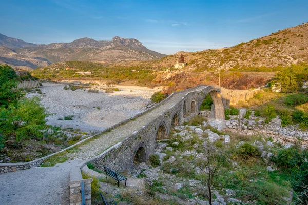 Panorama Mostu Mesi Ura Mesit Mes Albánie Nedaleko Shkoderu Starý — Stock fotografie