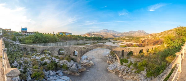 Panorama Mostu Mesi Ura Mesit Mes Albanii Niedaleko Shkoder Stary — Zdjęcie stockowe