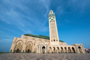 Casablanca, Fas 'taki Hasan II Camii. Fas 'taki en büyük cami ve Afrika' daki en güzel camilerden biri. Dünyanın en büyük 13. büyüğü..