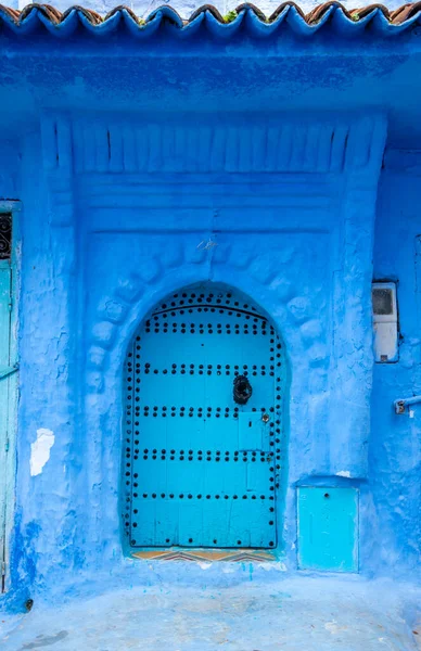 Típico Viejo Azul Intrincadamente Tallado Tachonado Puerta Riad Marroquí Marco — Foto de Stock