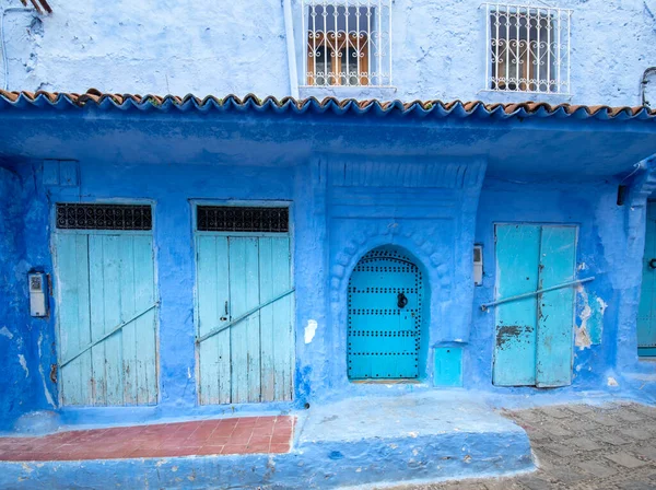 Típico Viejo Azul Intrincadamente Tallado Tachonado Puerta Riad Marroquí Marco — Foto de Stock