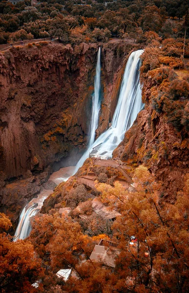 乌祖德瀑布 Cascades Ouzoud 位于非洲阿齐拉尔省Tanaghmeilt的大阿特拉斯村 因为瀑布是最高的瀑布 瀑布是壮丽的景象 — 图库照片