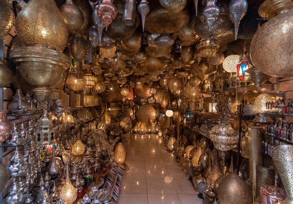 Fes Morocco November 2019 Background Shaining Moroccan Metal Lamps Shop — Stock Photo, Image