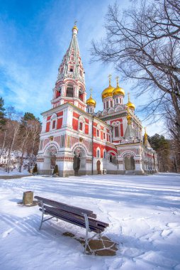 Bulgaristan 'ın Shipka kentinde İsa' nın Doğumu Anma Tapınağı, Rus Tarzı Kilise Katedrali (İsa 'nın Doğumu Manastırı) kış manzarası