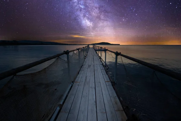 Una Hermosa Puesta Sol Nublado Parte Pedregosa Costa Sudeste Del — Foto de Stock