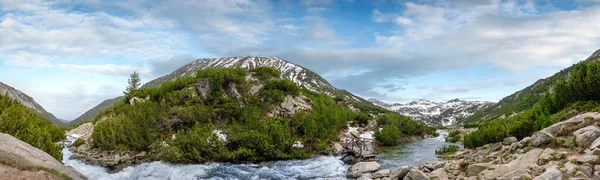 Panoramatická Krajina Hory Pirin Pokrytá Jaře Sněhem Bulharsku Panoramatický Pohled — Stock fotografie