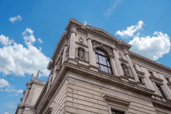 Fachada Edifício Histórico Cidade Velha Viena Áustria Europa Central Estátuas — Fotografia de Stock