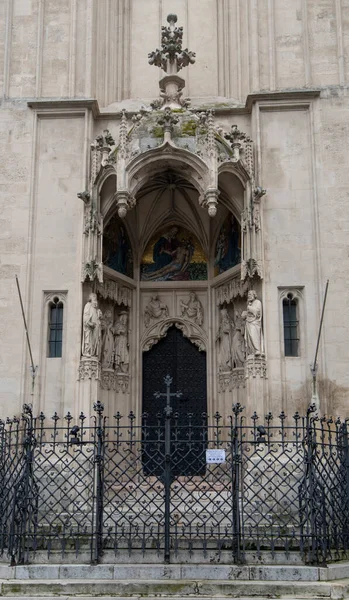 Viena Austria 2020 Detalle Puerta Principal Iglesia Maria Gestade Famosa —  Fotos de Stock