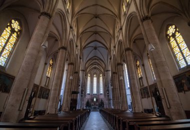 VIENNA, AUSTRIA - 03.02.2020: St. Othmar Katolik Kilisesi içi. Joseph Othmar Rauscher Avusturya 'nın Viyana Başpiskoposu ve Kardinaliydi..