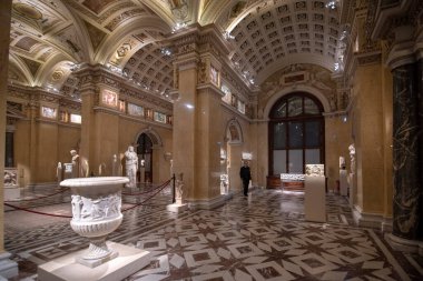 Viyana, Avusturya - 15.02.2020: Sanat Tarihi Müzesi (Kunsthistorisches Museum). Wien 'deki en büyük ve en eski müze. Barok Sarayı