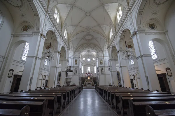 Viena Austria 2020 Interior Iglesia Católica Breitenfeld San Franziskus Seraphicus — Foto de Stock