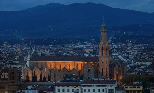 Церковь Санта Кроче Флоренции Италия Ночью Сверху — стоковое фото