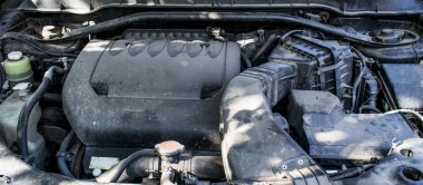 seyahat gitmek için araba siyah güç oranı motoru