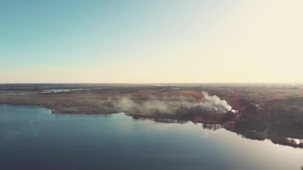 Kırsal alan yanma üstten görünüm — Stok video