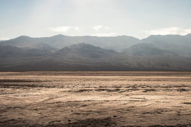 Landscaoe tuz çölü Badwater Havzası'daireler yaz, Ölüm Vadisi Milli Parkı, Kaliforniya, ABD.