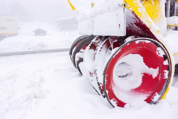 Nahaufnahme Der Schnecke Eines Schneepflugs Mit Kopierraum Vogesen Frankreich Dezember — Stockfoto