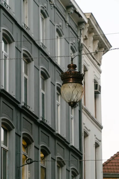 Antyczne latarnia w Bruksela Belgia zbliżenie — Zdjęcie stockowe