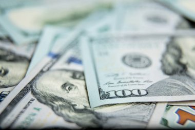 Dolar Kapanışı Konsepti. Amerikan Doları Nakit Para. Yüz Dolarlık Banknotlar.