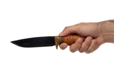 Beyaz izole bir av bıçağı ile erkek el